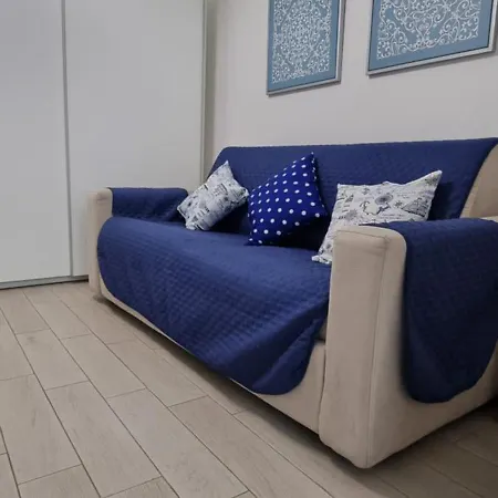 Studio Flat Blu 아파트 *