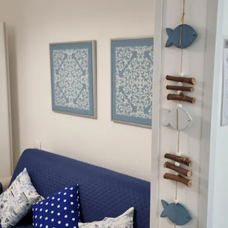 Studio Flat Blu 아파트