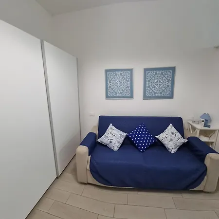 아파트 Studio Flat Blu *
